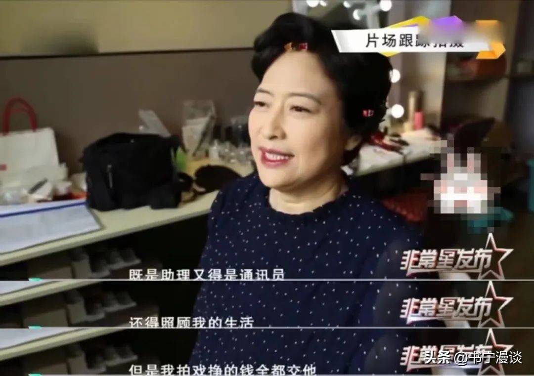 请客家里装修得豪华又雅致老公亮相好帅气pg电子模拟器试玩67岁许娣在北京别墅(图8)
